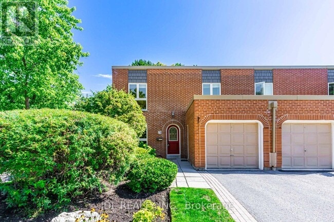 property at 29 Scenic Mill Way