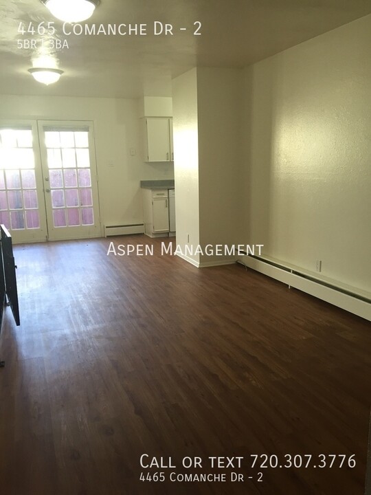 4465 Comanche Dr in Boulder, CO - Building Photo