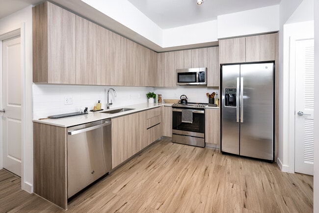 property at 625 W 71st Pl