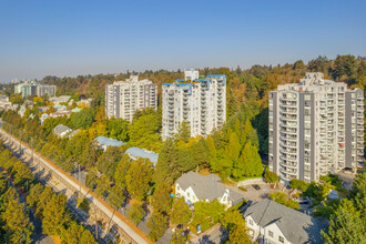 The Phoenix in Vancouver, BC - Building Photo - Building Photo