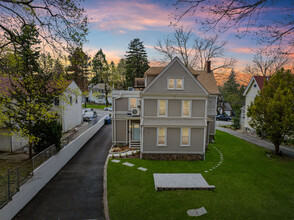 69 E Clinton Ave in Tenafly, NJ - Building Photo - Building Photo