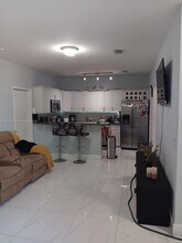 7579 NW 174th Terrace in Hialeah, FL - Building Photo - Building Photo