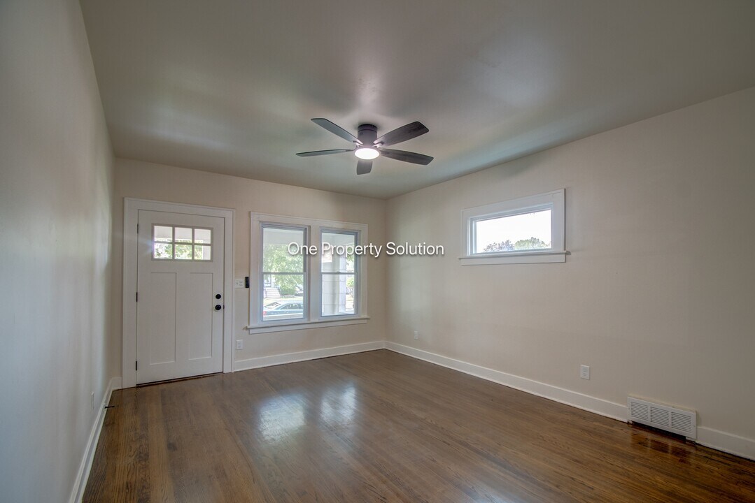 7215 Marshall Ave in Hammond, IN - Building Photo
