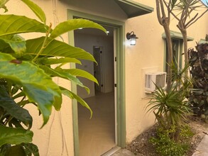633 Rose Ave in Los Angeles, CA - Foto de edificio - Building Photo