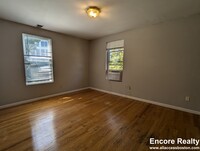 344 Putnam Ave, Unit 3 in Cambridge, MA - Building Photo - Building Photo