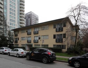 1030 Harwood St in Vancouver, BC - Building Photo - Building Photo