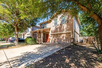 1610 Yoakum St in Austin, TX - Building Photo - Building Photo