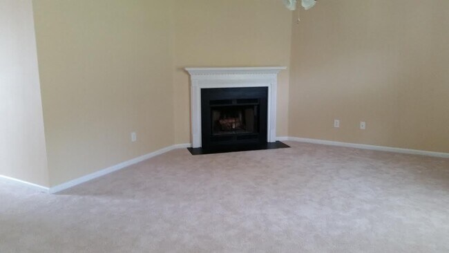 5220 Bristol St in Summerville, SC - Building Photo - Building Photo