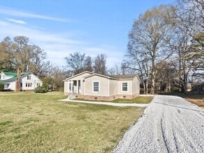 20051 Huntsville Brownsferry Rd in Tanner, AL - Building Photo - Building Photo