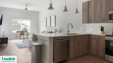 1880 Maple Dr NW, Unit 205 in Kennesaw, GA - Building Photo - Building Photo