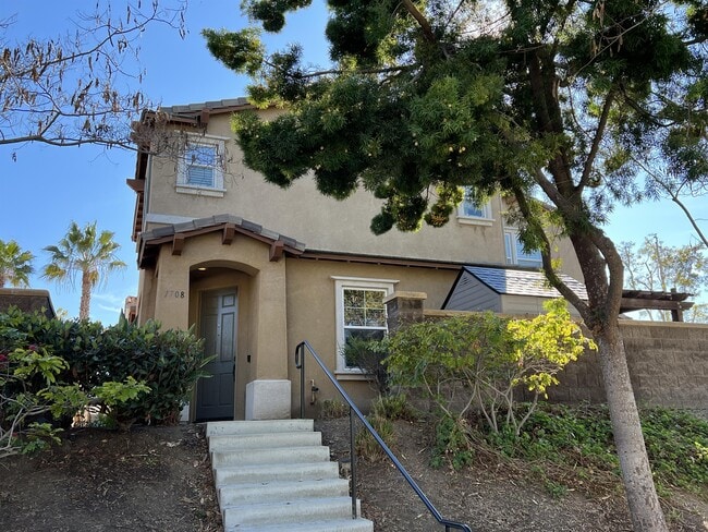 1708 Wolf Canyon Loop