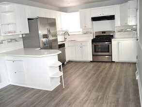 16456 George Dr in Oak Forest, IL - Building Photo - Building Photo