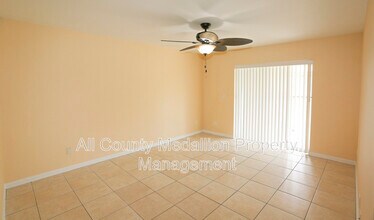 5124 30th St SW in Lehigh Acres, FL - Building Photo - Building Photo