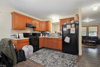 749 Dolbee Ave SE in Grand Rapids, MI - Building Photo - Building Photo