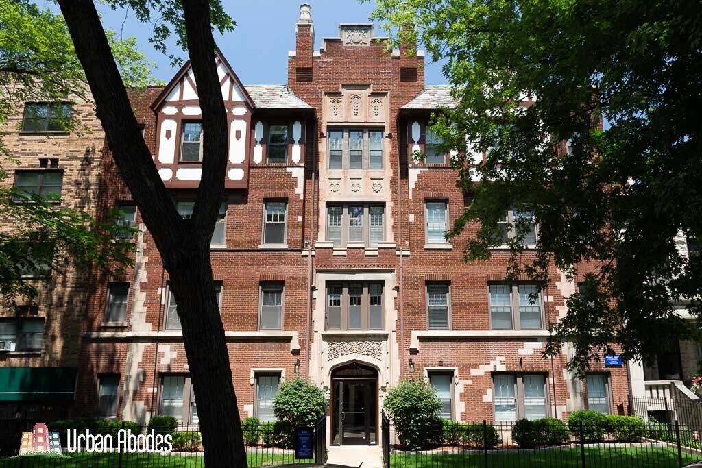 651 W Wrightwood Ave, Unit A03C in Chicago, IL - Building Photo