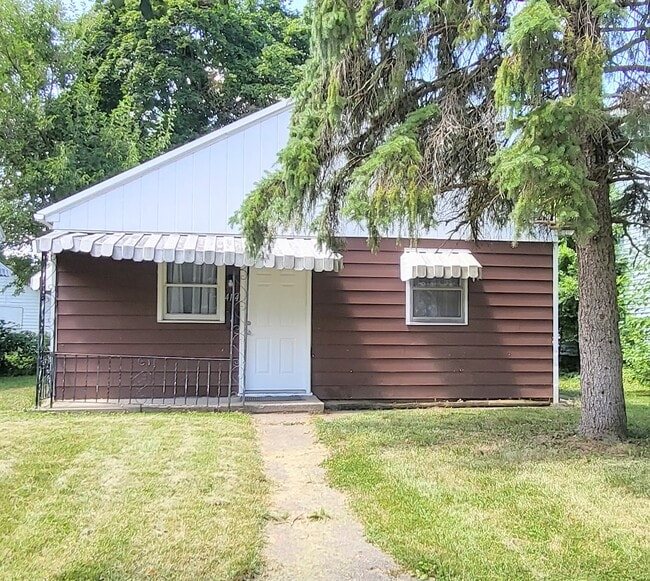 property at 4114 Lillie St