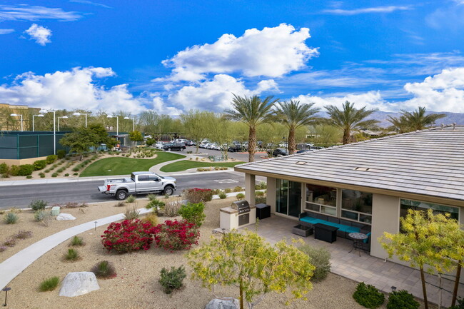 82647 Rosewood Dr in Indio, CA - Foto de edificio - Building Photo