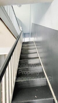 304 N Pulaski St photo'