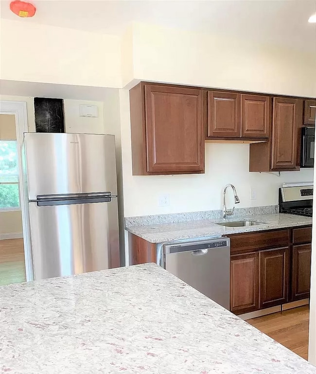 property at 28R Cherry St