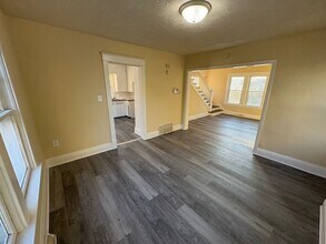 2142 Auburn Ave in Dayton, OH - Building Photo - Building Photo