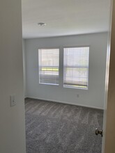 160 Madrid in Kyle, TX - Building Photo - Building Photo