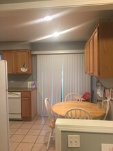 435 Echo Ln in Aurora, IL - Building Photo - Building Photo