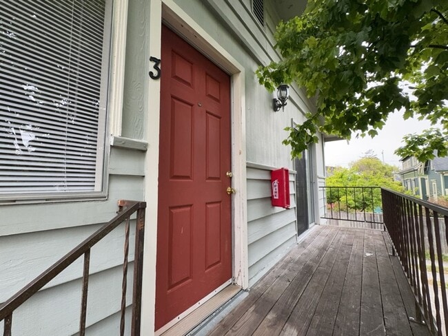 property at 1441 B St