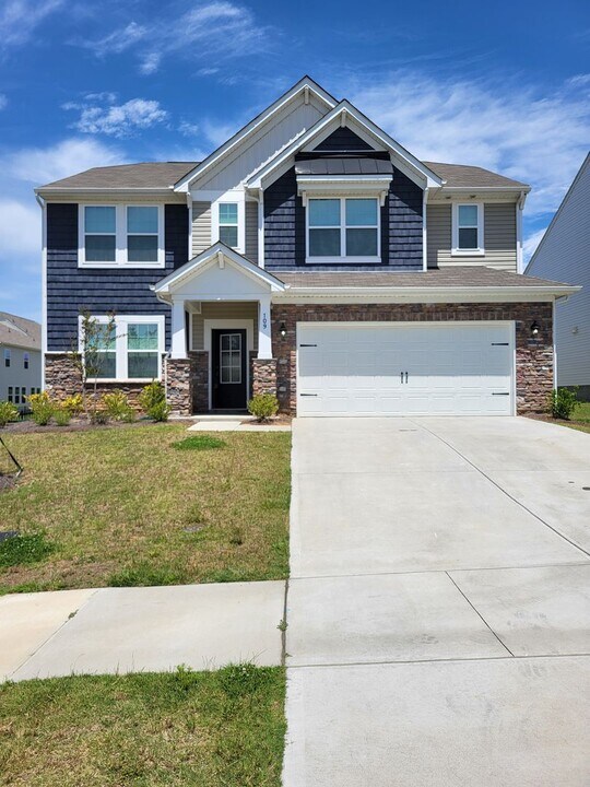 109 Kelham Ln in Mooresville, NC - Building Photo