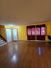 20 Craigmore Rd in Bloomfield, CT - Building Photo - Building Photo