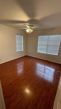 1107 Edwards St photo'