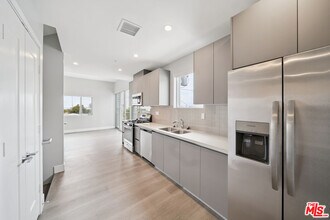 1223 Hayworth Ave in West Hollywood, CA - Building Photo - Building Photo