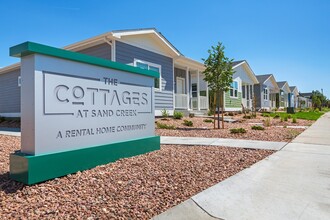 Cottages at Sand Creek in Colorado Springs, CO - Foto de edificio - Building Photo