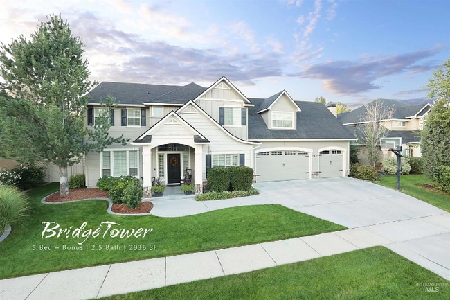 property at 1971 W Salerno St