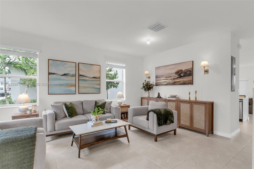 16264 SW 292nd St in Homestead, FL - Building Photo