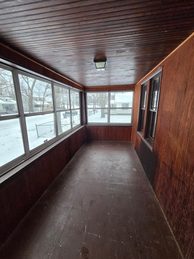 1938 Clinton St, Unit 1