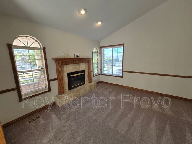 75 S Astor Ln in Elk Ridge, UT - Building Photo - Building Photo