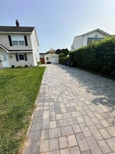 12 Green Ln in Levittown, NY - Building Photo - Building Photo