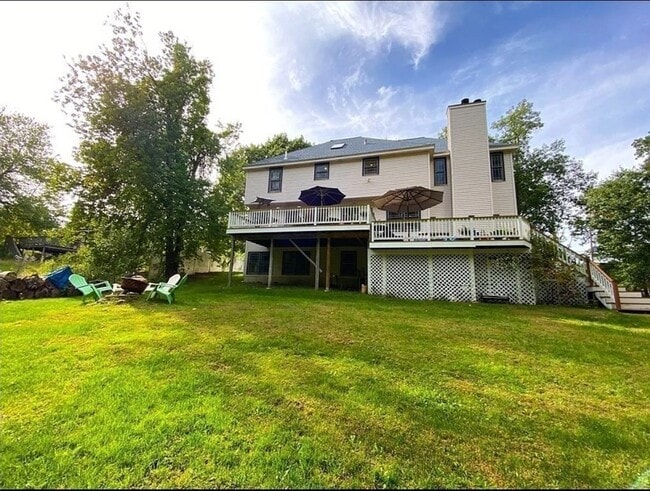 340 River Rd, Unit 2 in Andover, MA - Building Photo - Building Photo