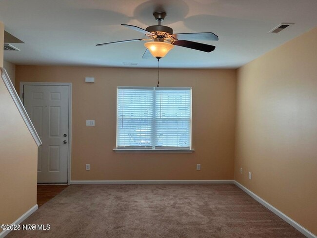 8004 Banister Loop in Jacksonville, NC - Building Photo - Building Photo