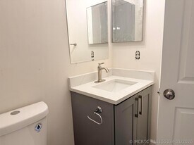13675 Yarmouth Ct in Wellington, FL - Building Photo