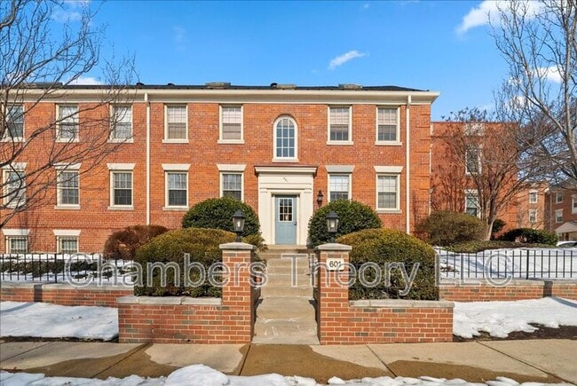 property at 601 Bashford Ln