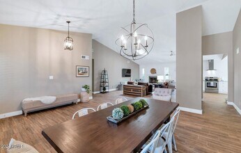 10231 N 77th St in Scottsdale, AZ - Building Photo - Building Photo