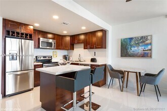 3505 S Ocean Dr, Unit 606 in Hollywood, FL - Building Photo - Building Photo