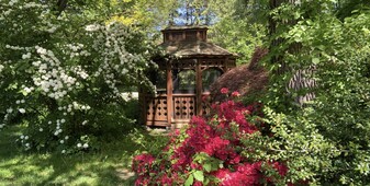 16 Crooked Mile Rd, Unit Main House in Westport, CT - Foto de edificio - Building Photo