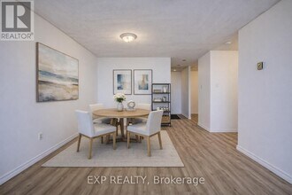 55 Green Valley Dr in Kitchener, ON - Building Photo - Building Photo