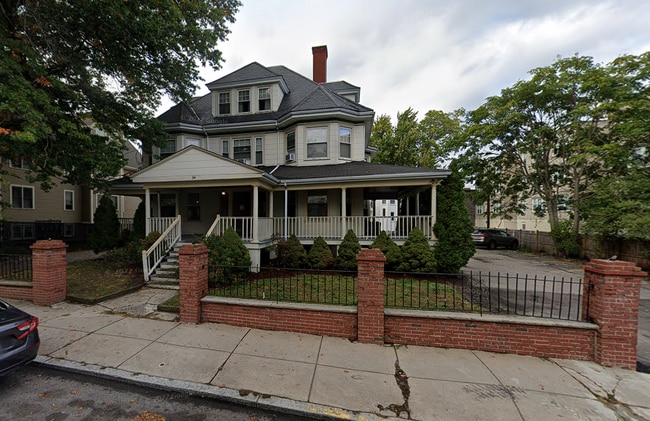 14 Gardner St, Unit 1F