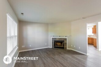 11043 Waterfield Pl in Indianapolis, IN - Foto de edificio - Building Photo