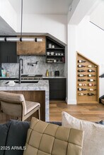 4747 N Scottsdale Rd in Scottsdale, AZ - Building Photo - Building Photo