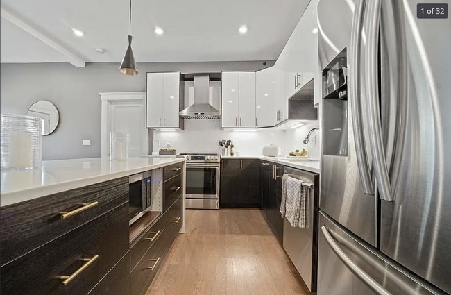 property at 20 Lincoln St