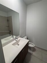 8363 NW 41st St, Unit 306 in Doral, FL - Building Photo - Building Photo